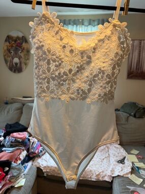 SHEIN White Lace Floral Bodysuit Romper
